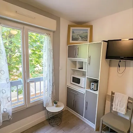 Appartement Calme - 700 M Thermes - Wifi, Animaux Acceptes